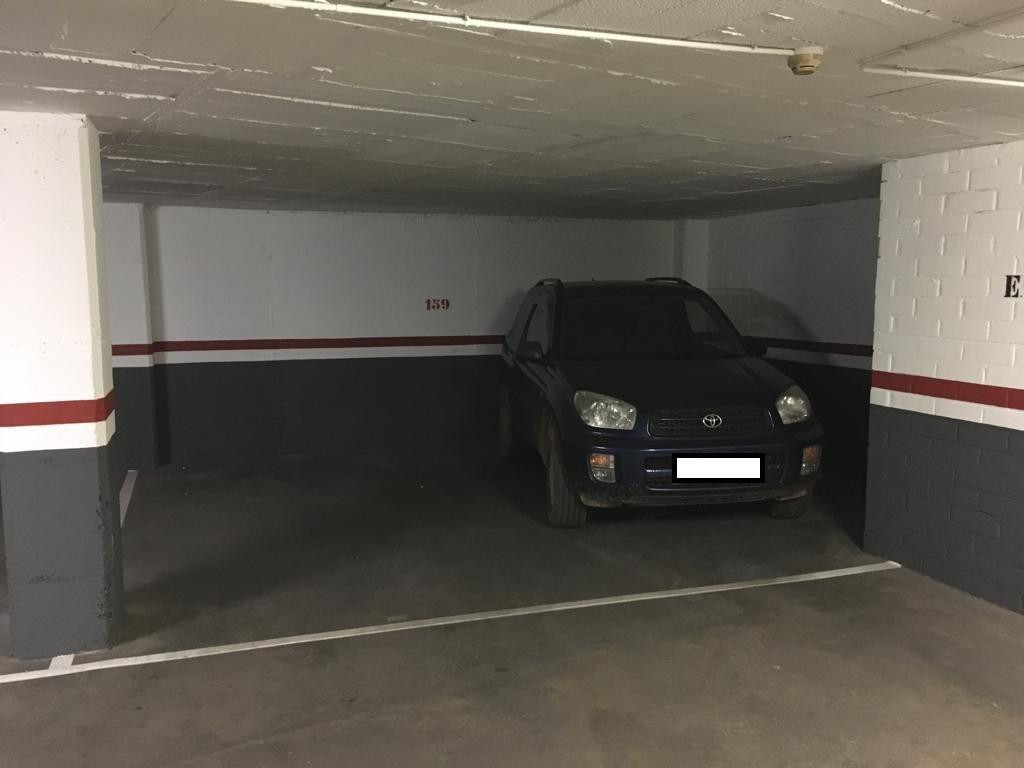 Double parking space in the Migdia area.