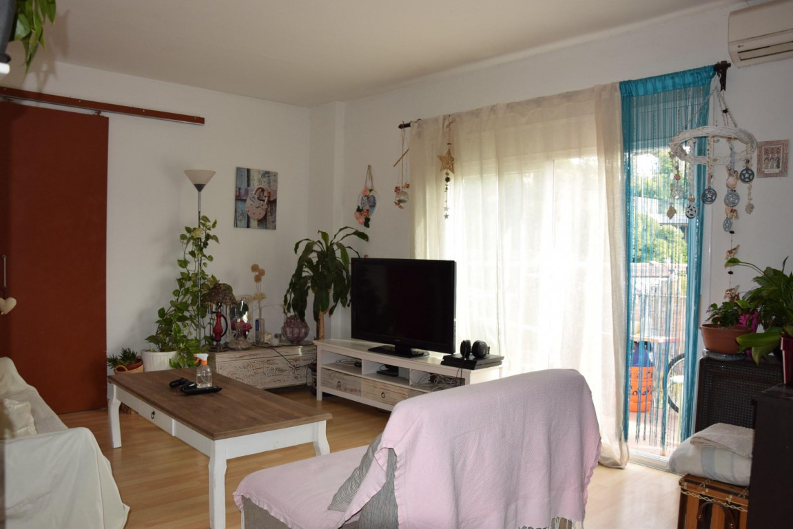 Apartment on the last floor in Ronda Pedret
