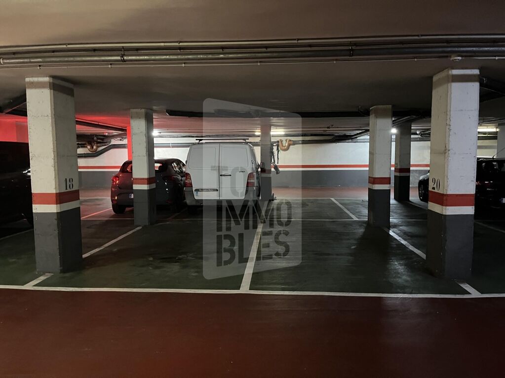 Plaza de aparcamiento para coche