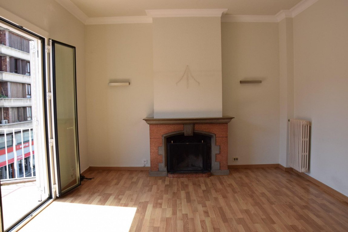 Appartement à côté de la gare