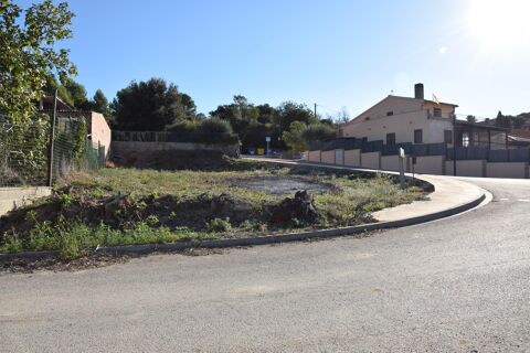 Opportunity in Jafre: perfect sunny plot for your refuge in the Empordà