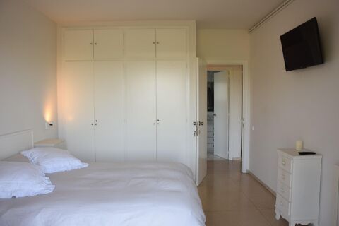 Casa en planta baixa amb jardí a Palau