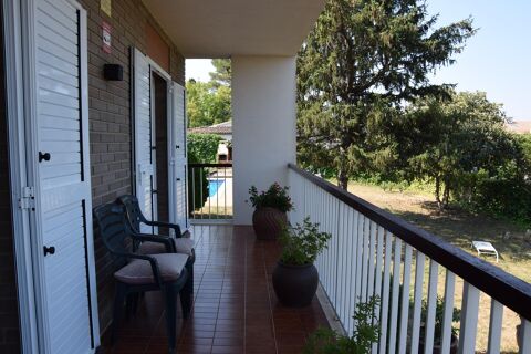 Casa en planta baja con jardín en Palau
