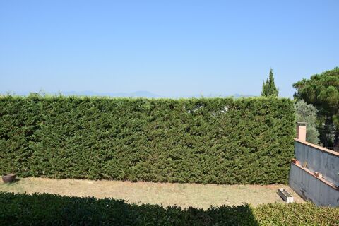 Casa en planta baja con jardín en Palau