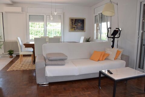 Casa en planta baja con jardín en Palau