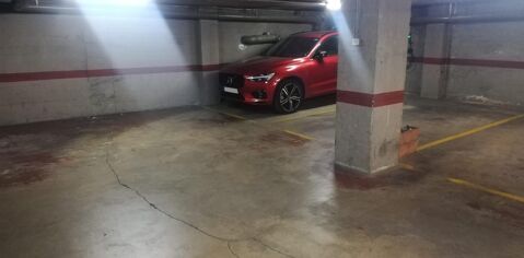 Place de stationnement au centre de Girona