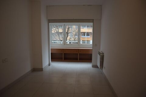 Gran pis familiar amb terrassa, pàrquing i traster a l'Eixample