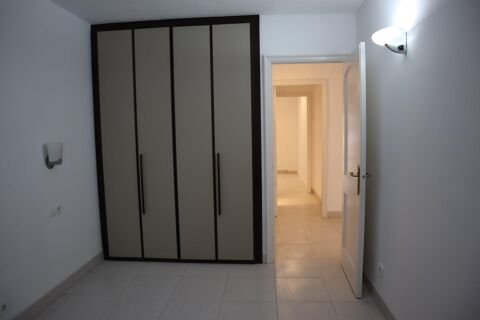 Gran pis familiar amb terrassa, pàrquing i traster a l'Eixample