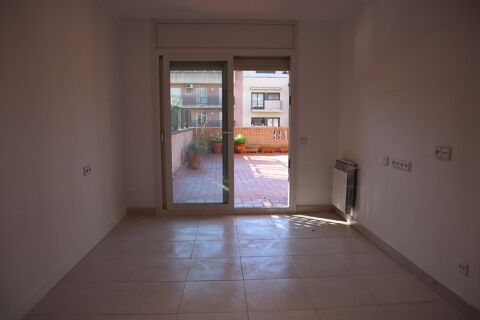 Gran pis familiar amb terrassa, pàrquing i traster a l'Eixample