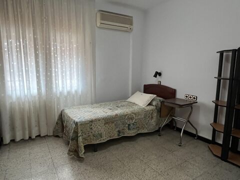 Piso para estudiantes en Girona