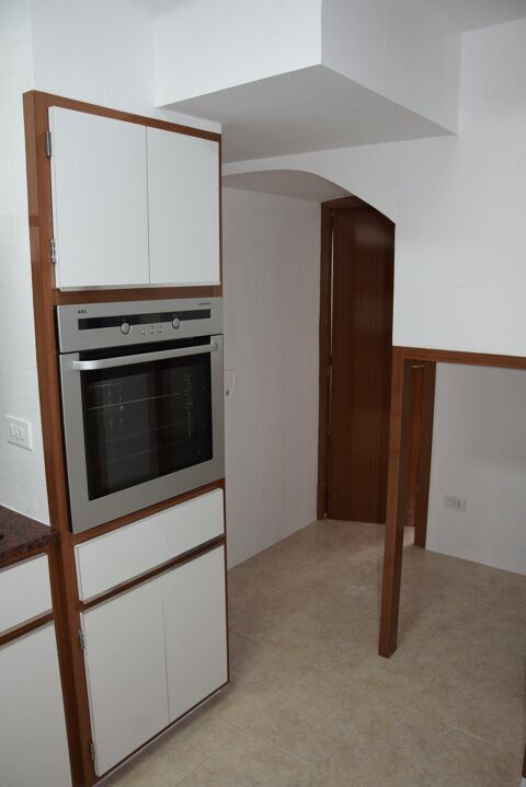 La casa ideal per a la teva família a Sant Narcís, amb jardí i garatge