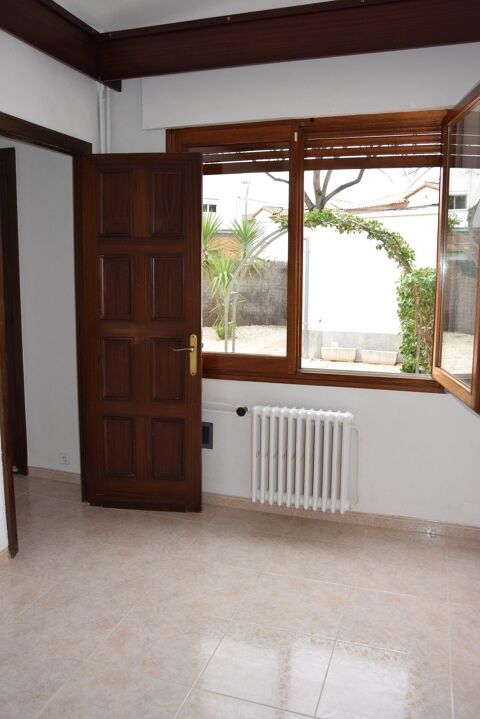 La casa ideal per a la teva família a Sant Narcís, amb jardí i garatge