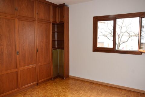 La casa ideal per a la teva família a Sant Narcís, amb jardí i garatge