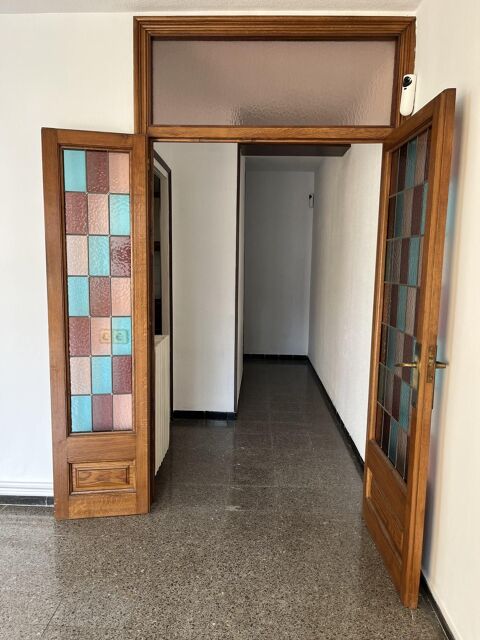 Penthouse for students at the heart of the Eixample in Girona