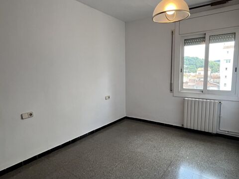 Penthouse for students at the heart of the Eixample in Girona
