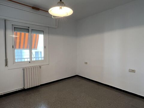 Penthouse for students at the heart of the Eixample in Girona