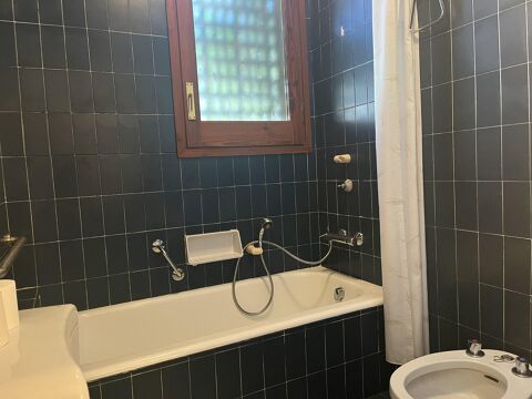 Casa amb espectaculars vistes al mar de Sant Feliu de Guíxols. Tranquilitat, llum i espai a la Costa Brava