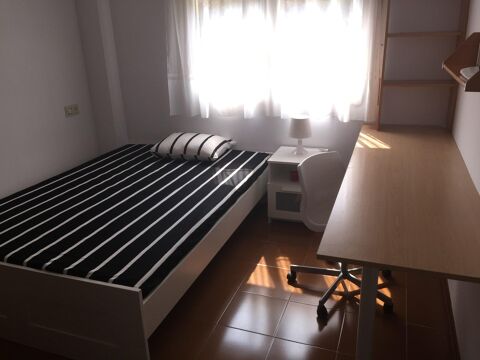 Piso en venta de 4 habitaciones 