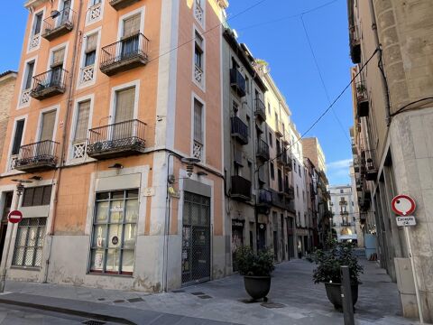 Edifici en venda a Girona