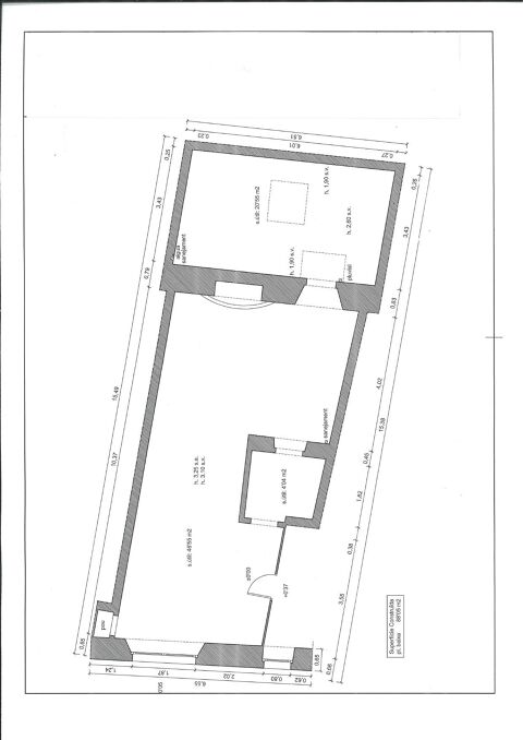 Local per reformar amb gran potencial i encant original