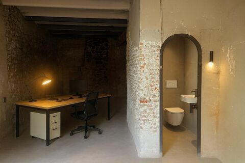 Local per reformar amb gran potencial i encant original