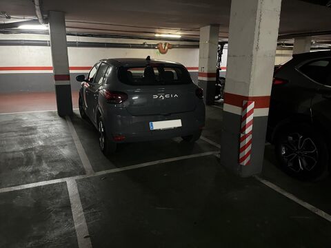 Place de stationnement pour voiture