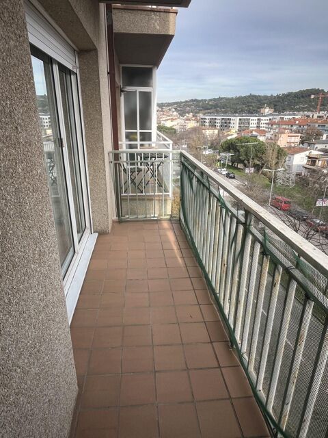 Appartement lumineux avec vue et parking pour profiter de Pericot