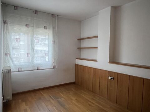 Appartement lumineux avec vue et parking pour profiter de Pericot