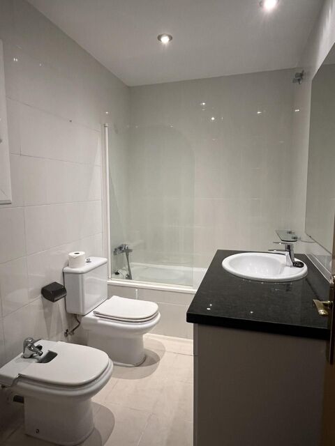 Appartement lumineux avec vue et parking pour profiter de Pericot