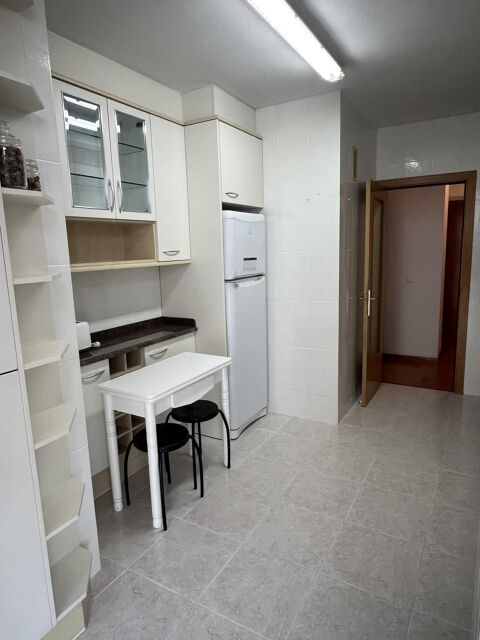 Appartement lumineux avec vue et parking pour profiter de Pericot