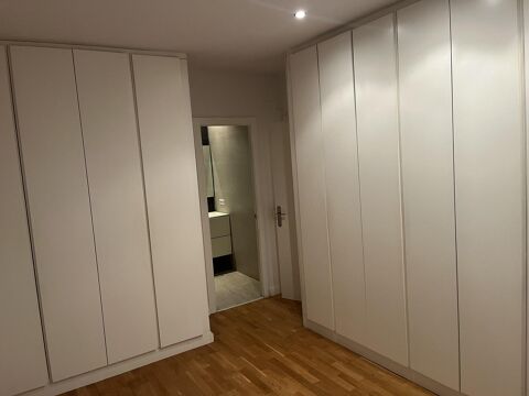 Rez-de-chaussée exclusif avec jardin